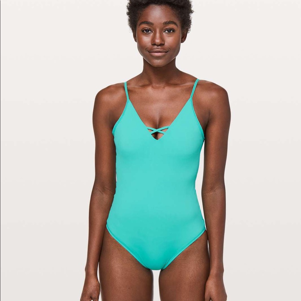 Lululemon Shoreline One Piece Bathing Swim Suit